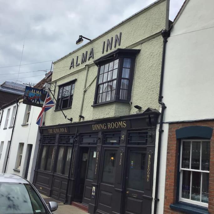 Travellers' Choice In Harwich-Essex Villa Eksteriør billede