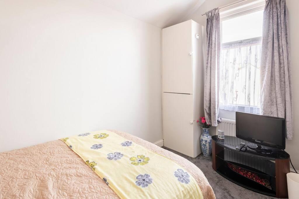 Travellers' Choice In Harwich-Essex Villa Eksteriør billede