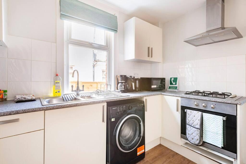 Travellers' Choice In Harwich-Essex Villa Eksteriør billede