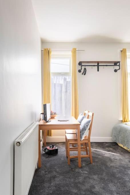 Travellers' Choice In Harwich-Essex Villa Eksteriør billede